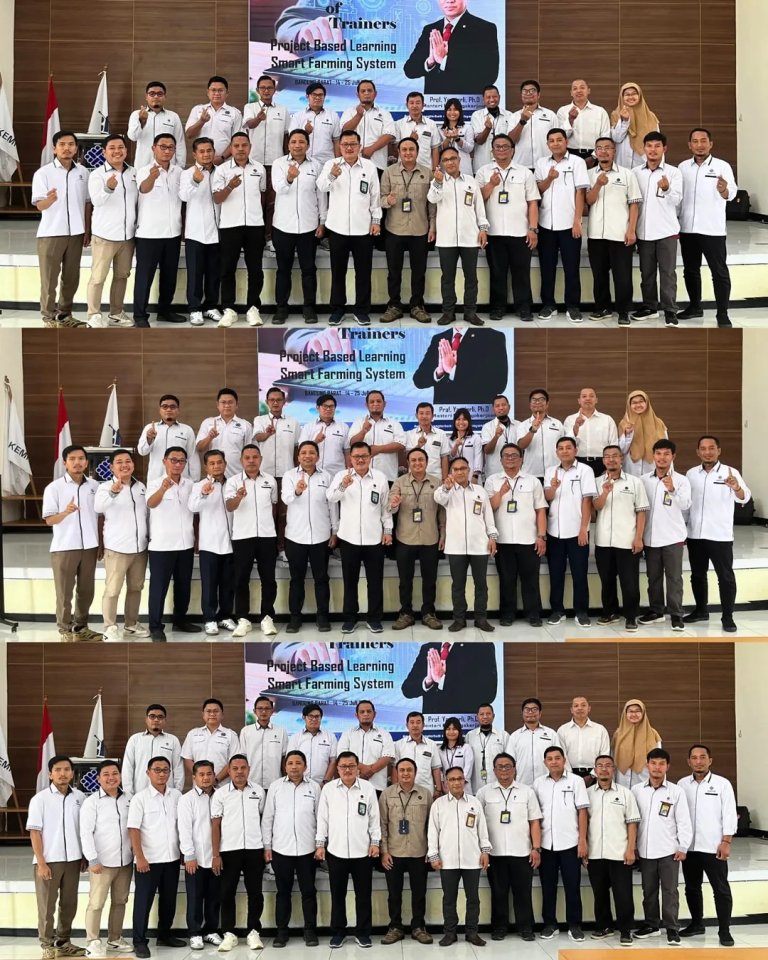 Dalam rangka mendukung peningkatan kompetensi para instruktur di bidang teknologi digital yang  (1)
